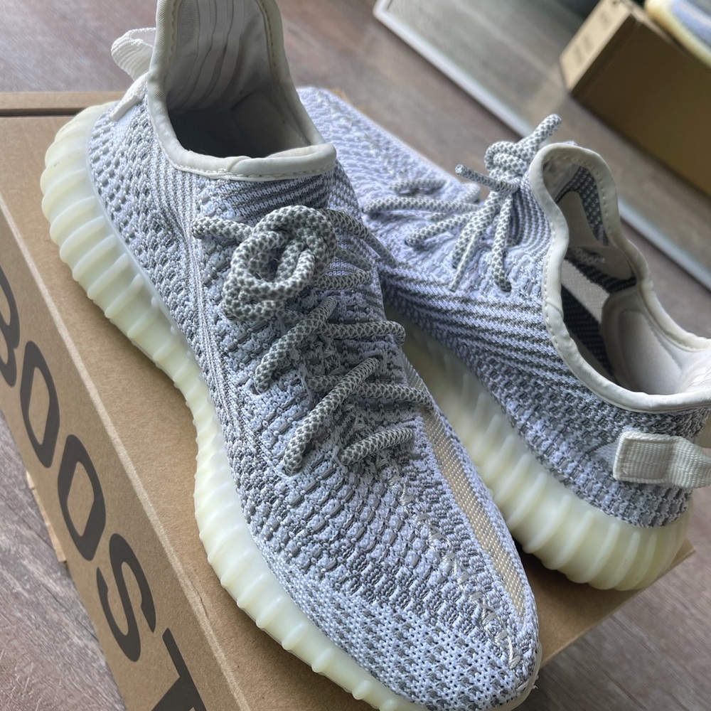 Adidas Yeezy 350 V2